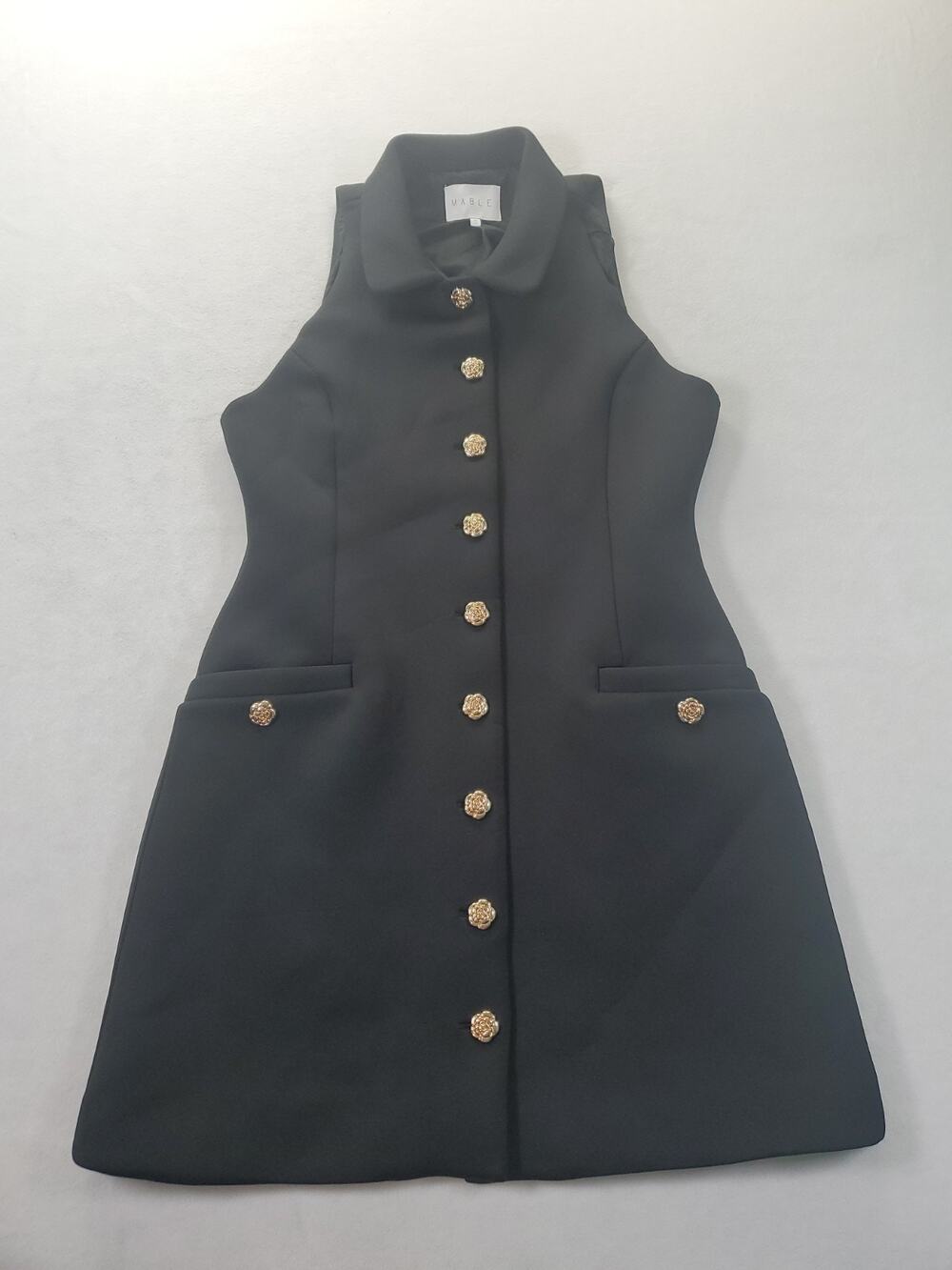 Mabel Black Collared Sleeveless Sheath Dress M Floral Gold Button Down Accents